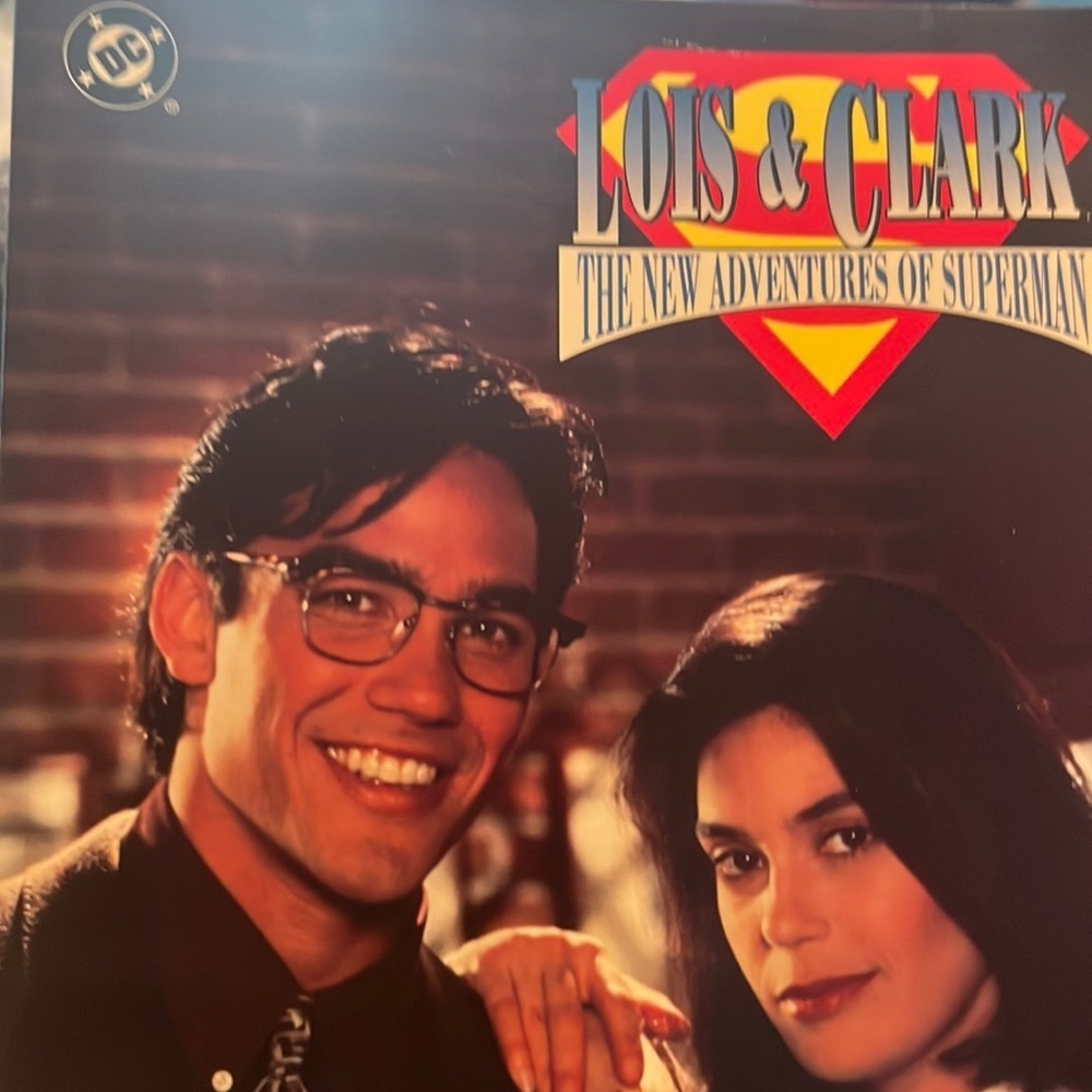 DC comics Lois and Clark the new adventures of Superman